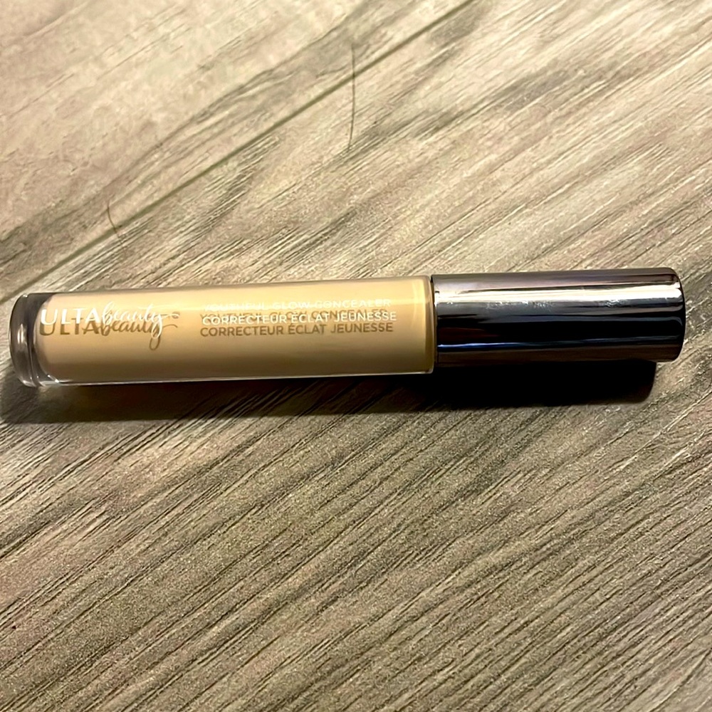 5 $25 💜 Ulta beauty Concealer with hyaluronic acid shade fair cool!